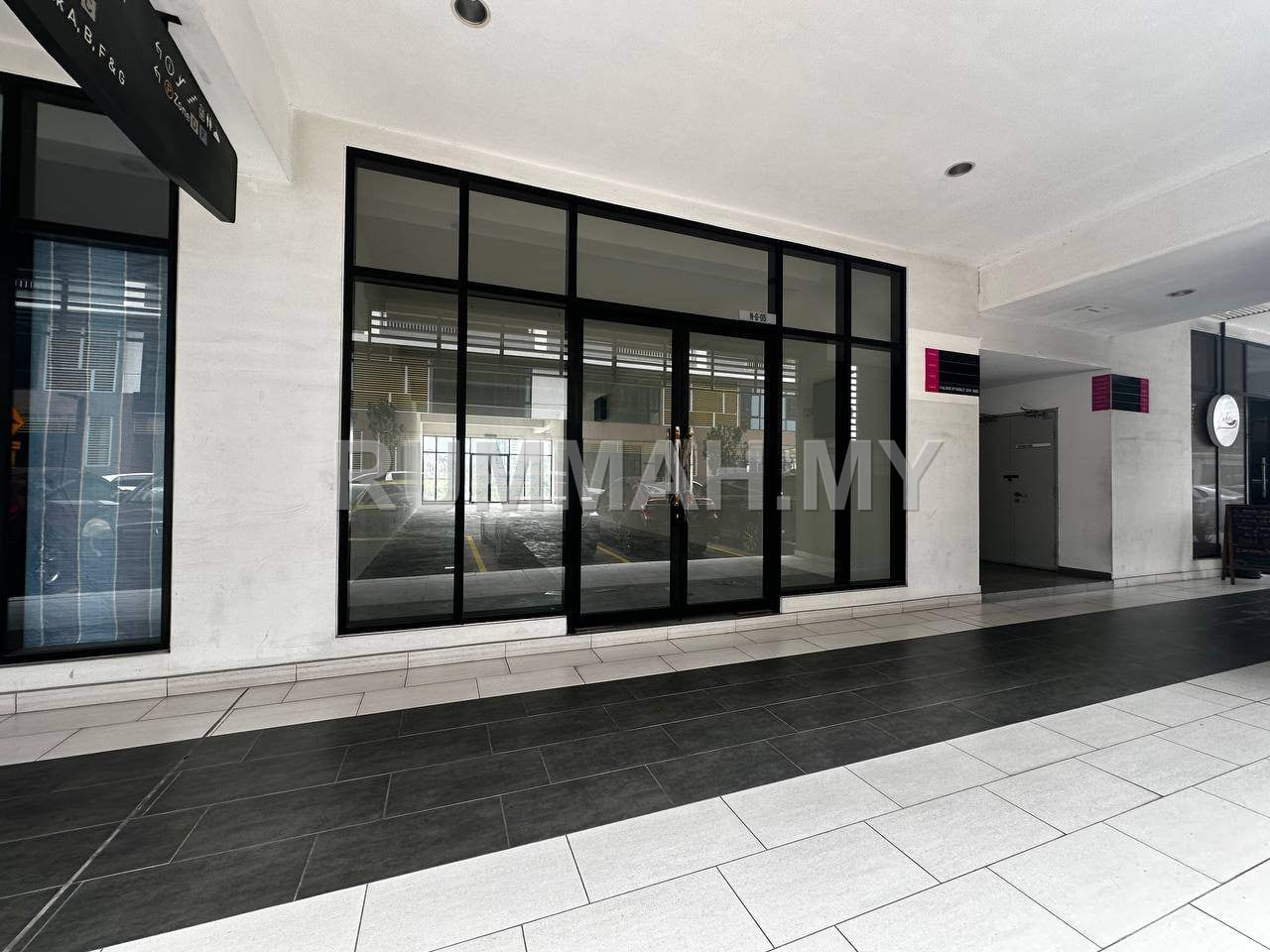 commercial in putrajaya, Selangor — photo 4