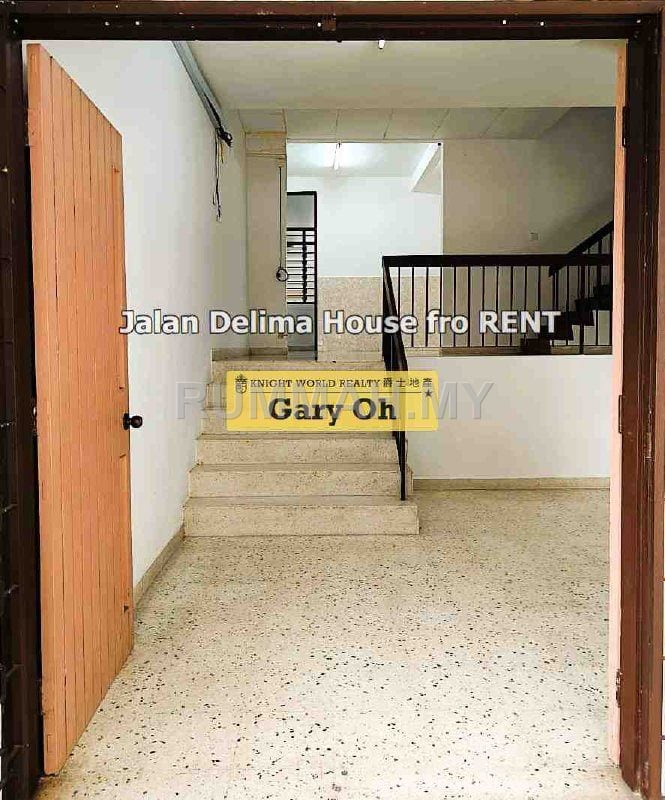 Double Storey Terrace House for Rent @ Island Glade, Penang | Partial Furnished