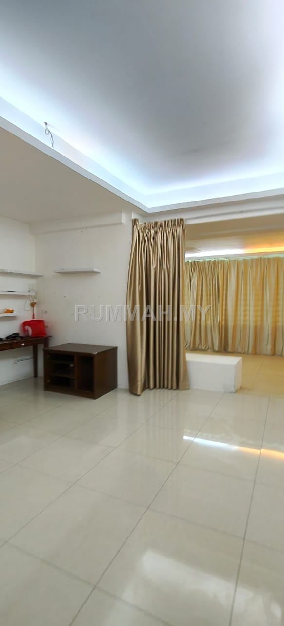 house in Permatang Damar Laut, Penang — photo 2