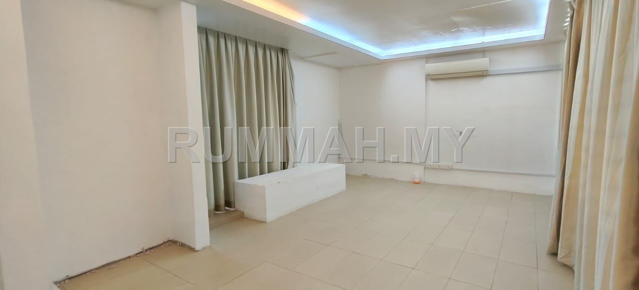 house in Permatang Damar Laut, Penang — photo 7