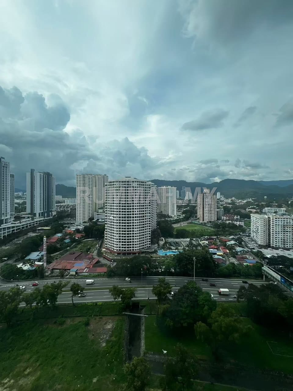 The Zen Condo Middle Floor Seaview 850sf 1CP Bayan Lepas