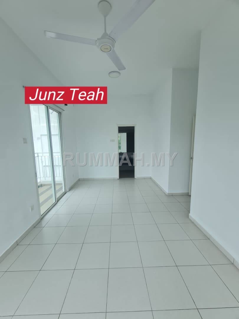 condo in Sungai Ara, Penang — photo 2