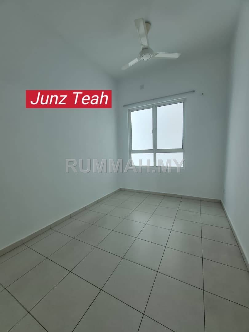 condo in Sungai Ara, Penang — photo 6