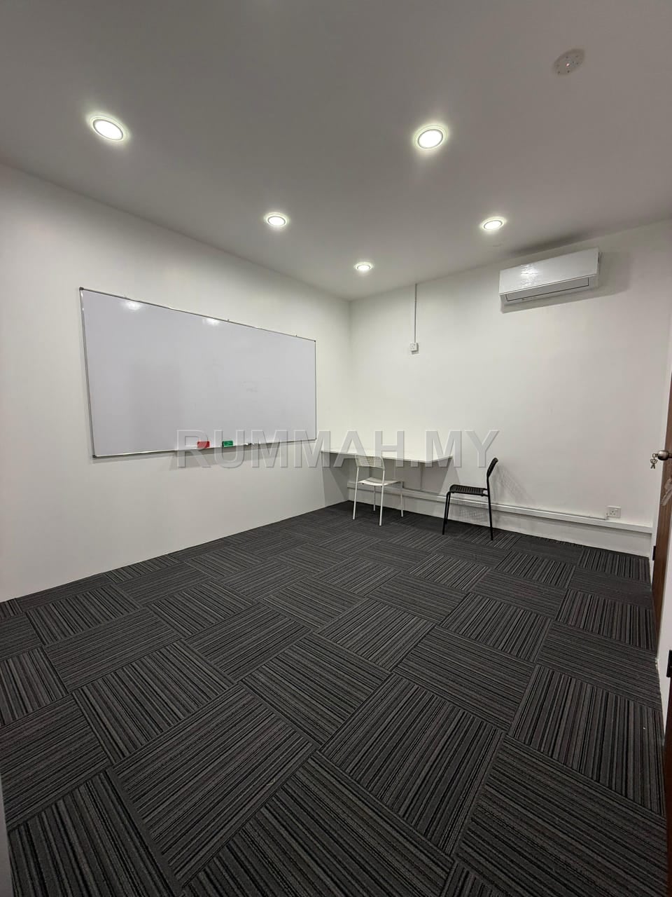 Krystal Square commercial office lot