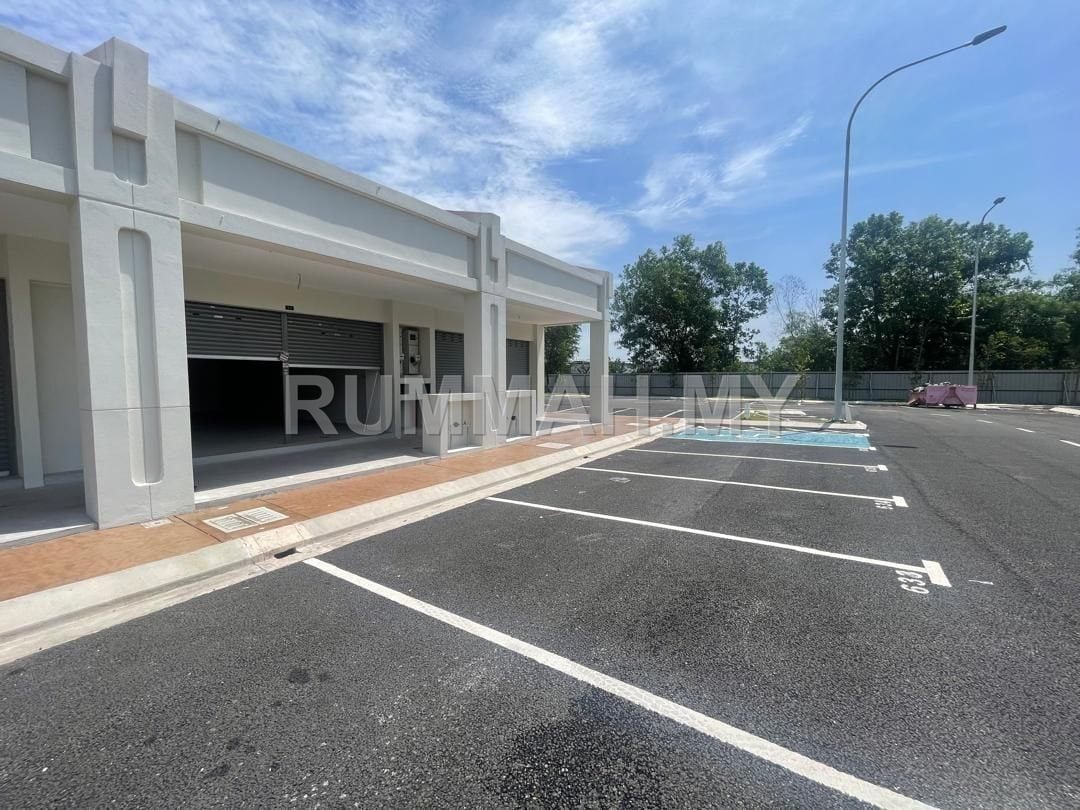 commercial in bangi, Selangor — photo 7