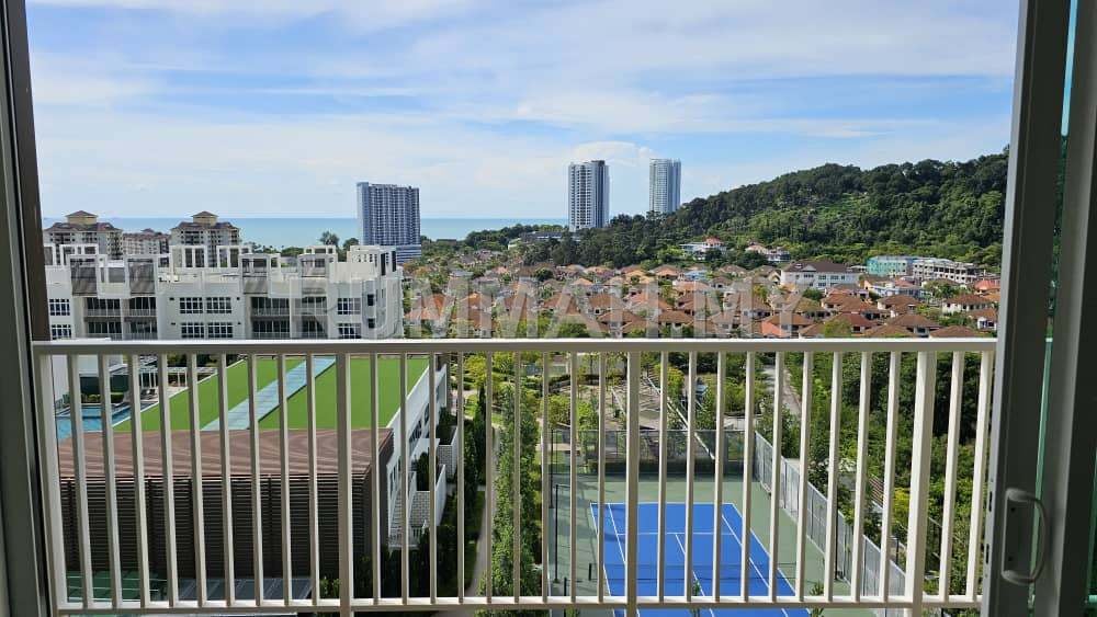 condo in Batu Ferringhi, Penang — photo 4