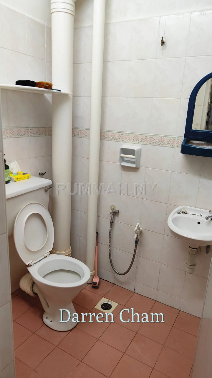 condo in Paya Terubong, Penang — photo 6