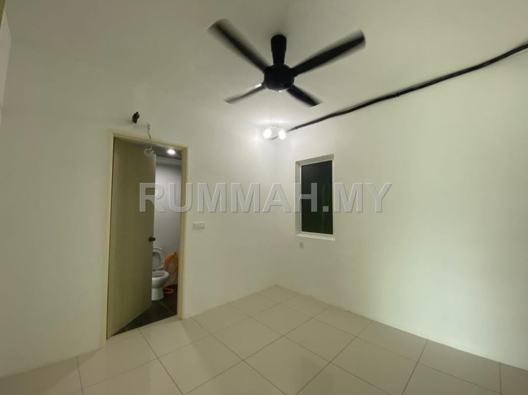condo in Sungai Ara, Penang — photo 3