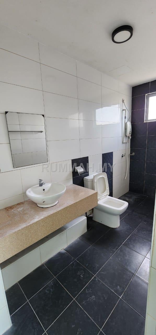 condo in Seberang Jaya, Penang — photo 5