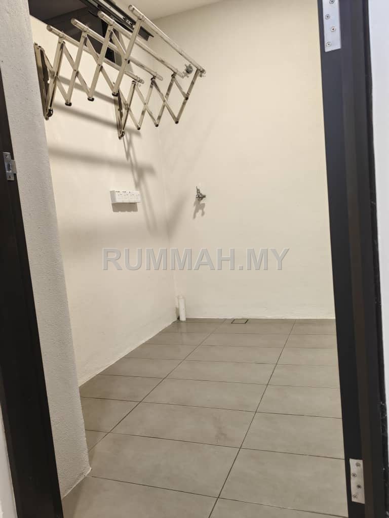 condo in Tanjung Tokong, Penang — photo 6