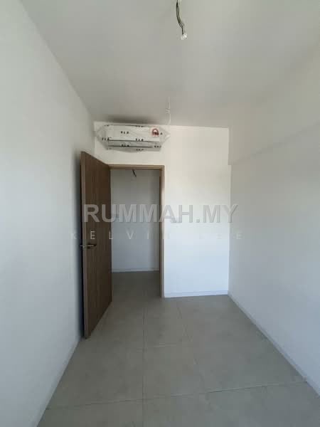 condo in Tanjung Tokong, Penang — photo 4