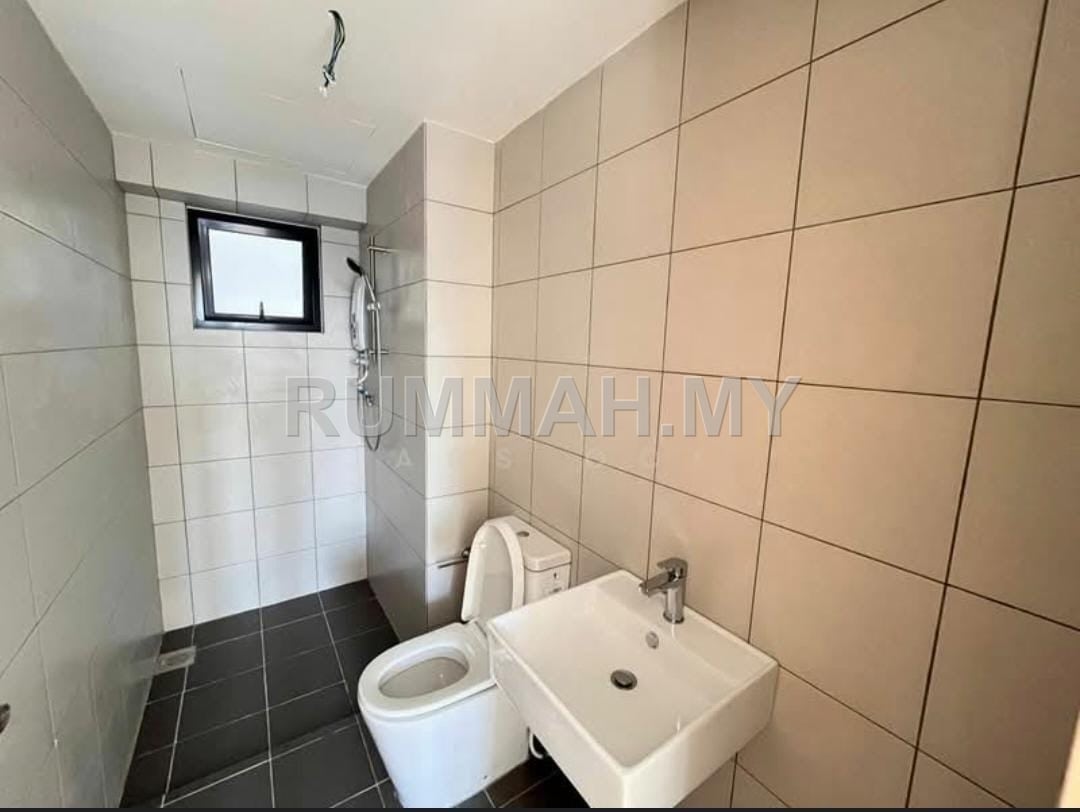 condo in Tanjung Tokong, Penang — photo 6