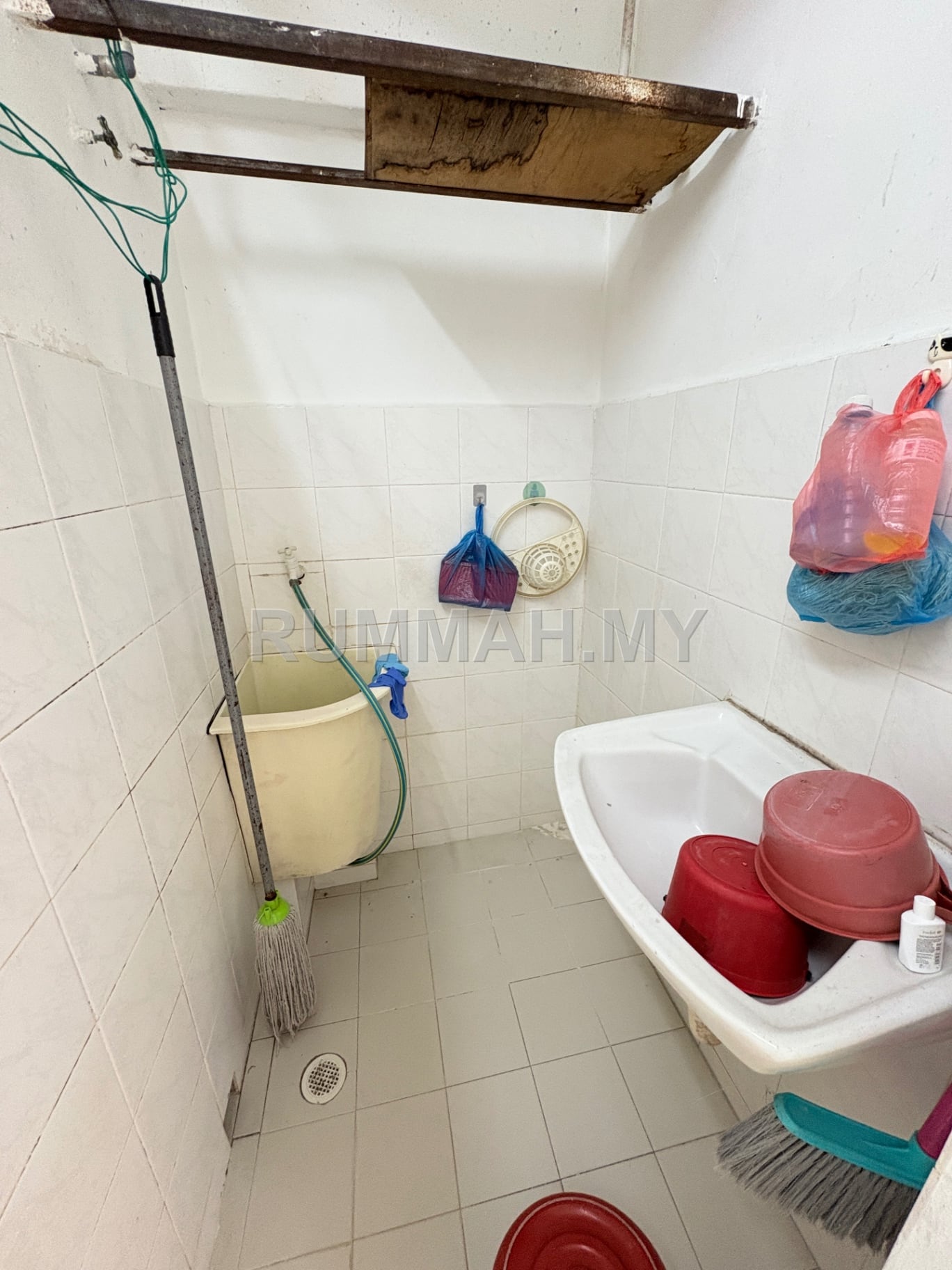 condo in Paya Terubong, Penang — photo 7