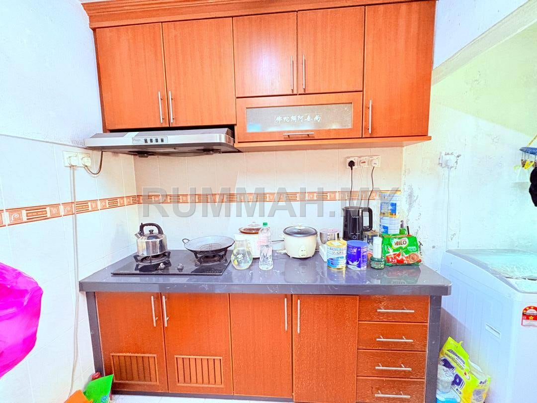 condo in Gelugor, Penang — photo 4