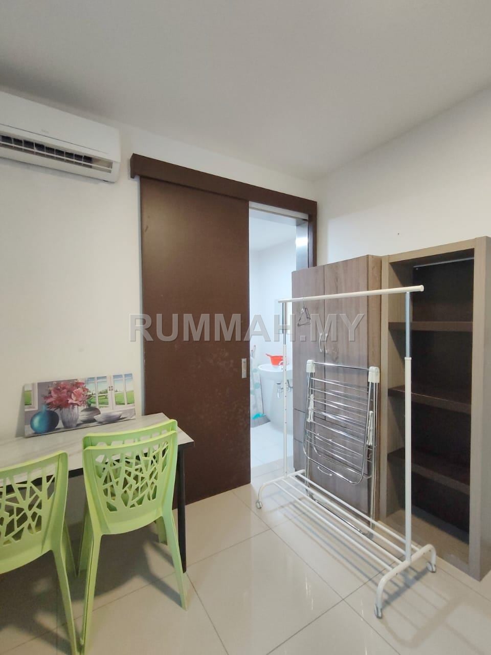 condo in Setia Alam, Selangor — photo 4