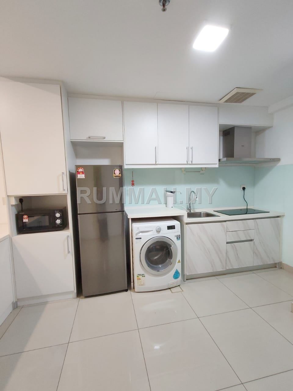 condo in Setia Alam, Selangor — photo 6
