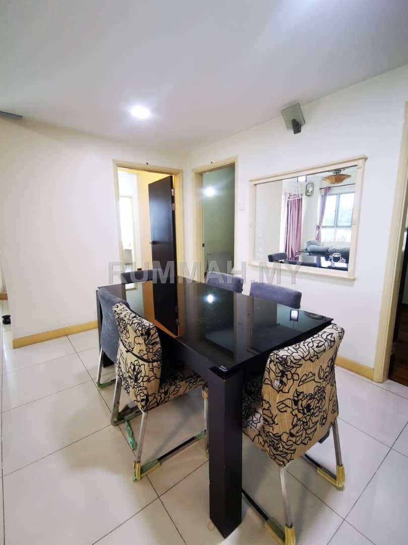 condo in Gelugor, Penang — photo 7