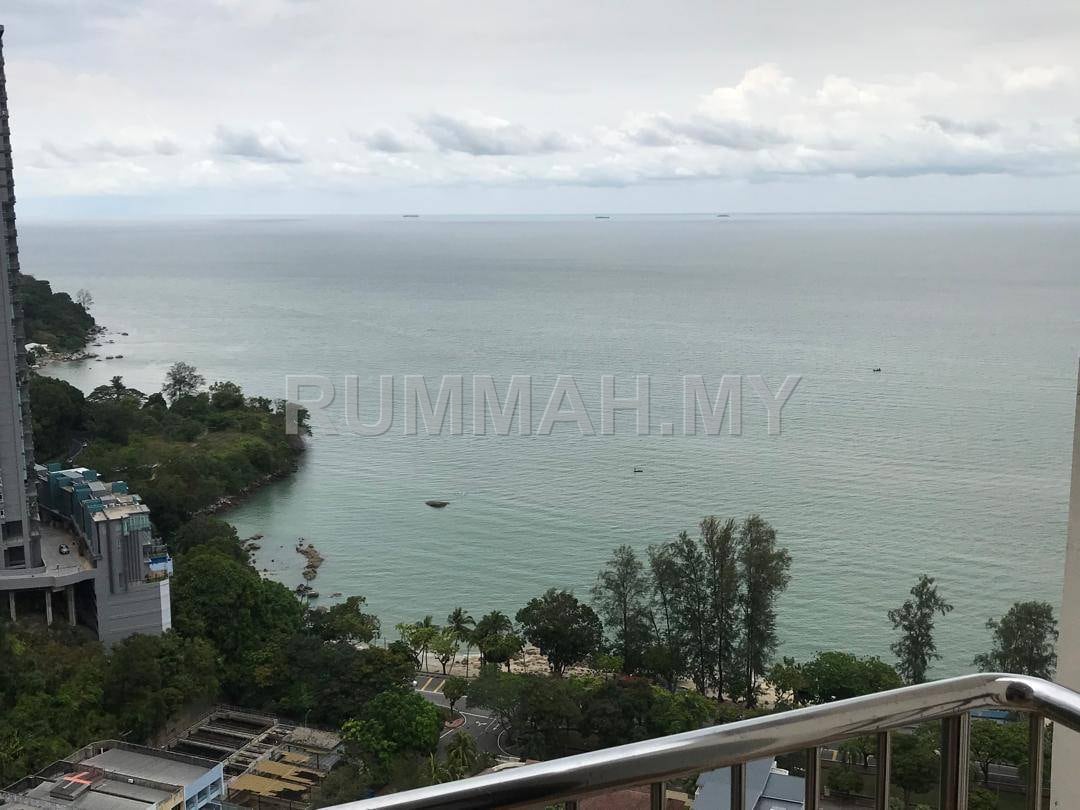 condo in Batu Ferringhi, Penang — photo 3