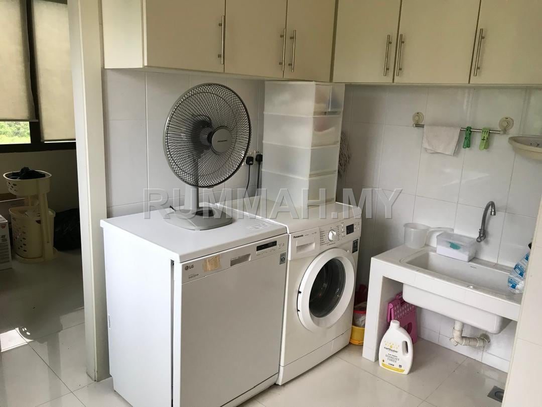 condo in Batu Ferringhi, Penang — photo 5