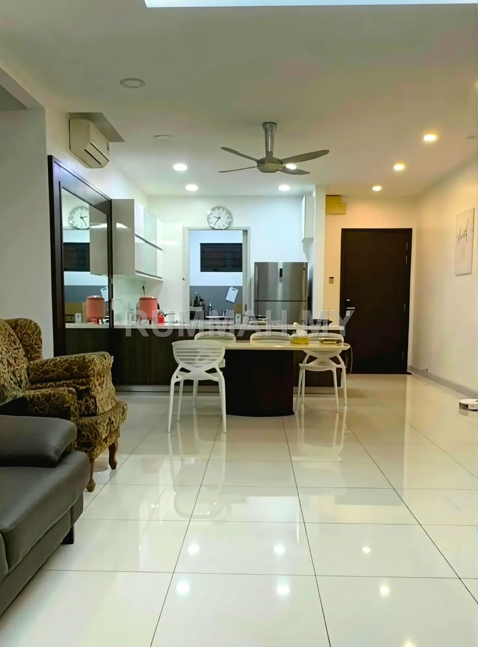 condo in Gelugor, Penang — photo 4