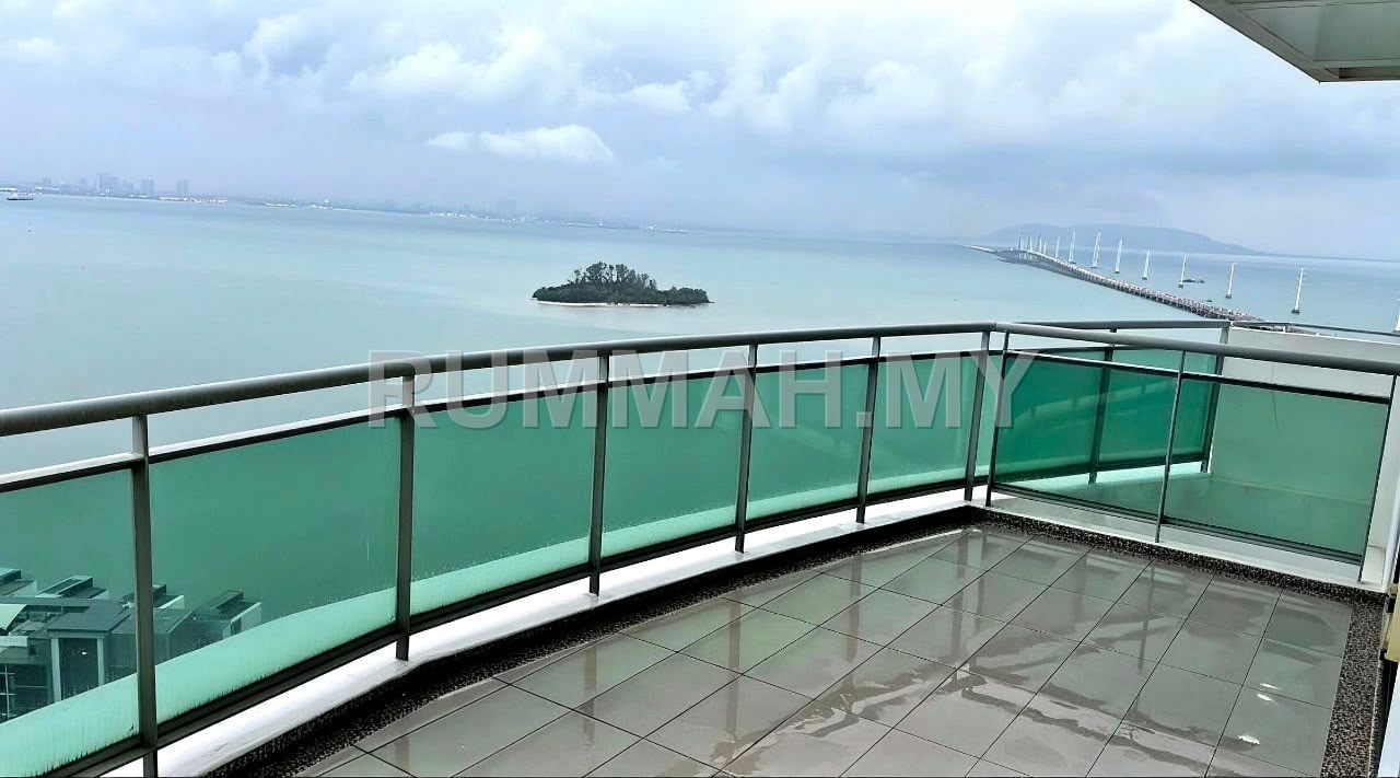 condo in Gelugor, Penang — photo 7