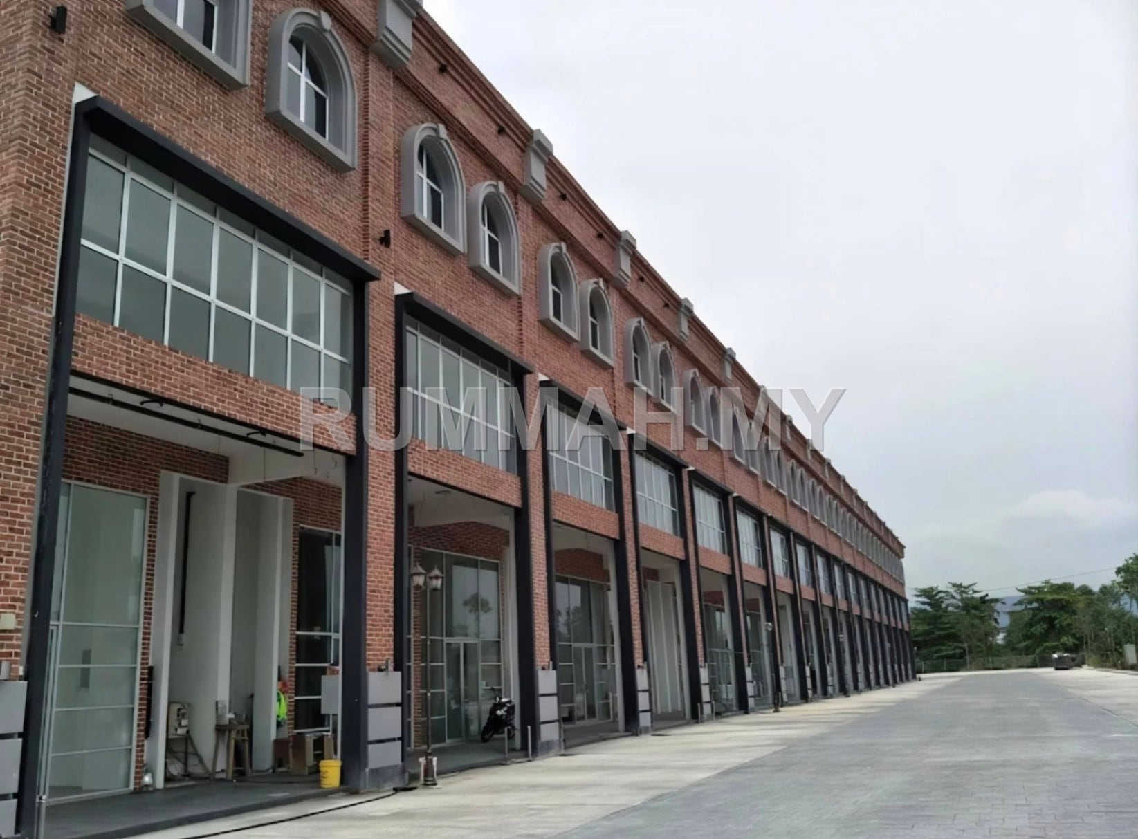 3 Storey Shop Office Kemaris Avenue, Rawang For Sale