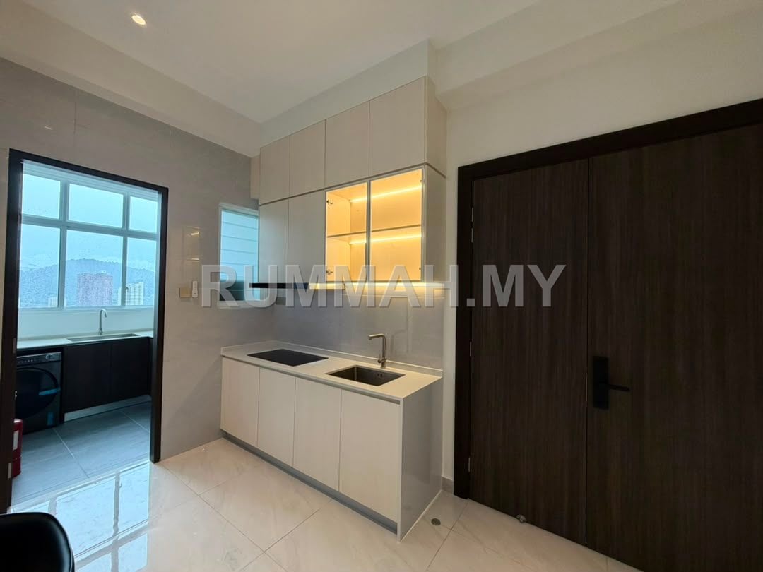 condo in Pulau Tikus, Penang — photo 3