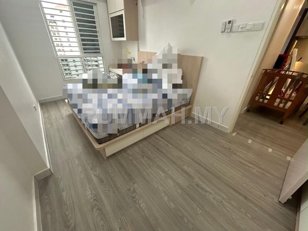 Skyridge apartment for sale