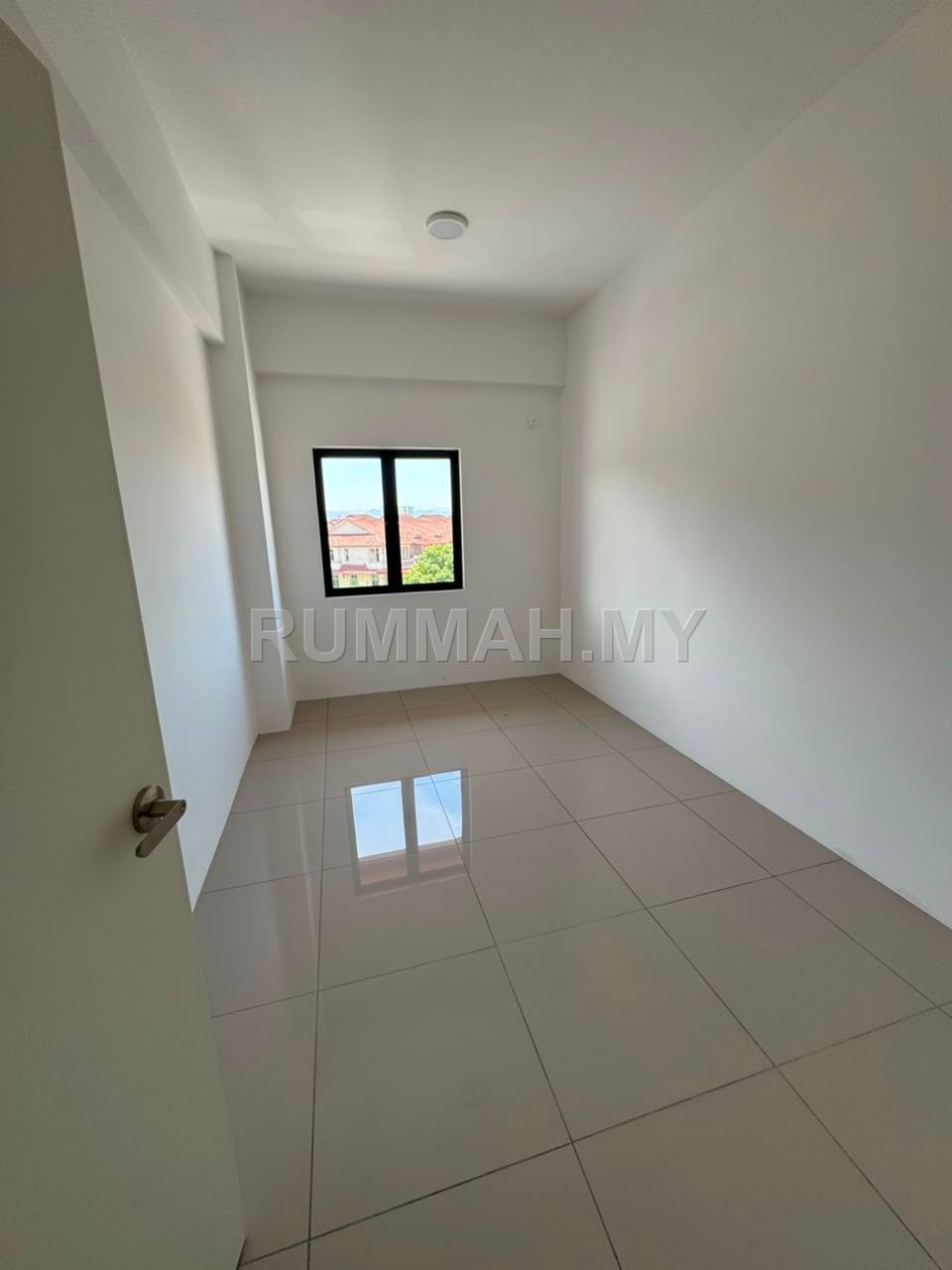 condo in Bukit Minyak, Penang — photo 5