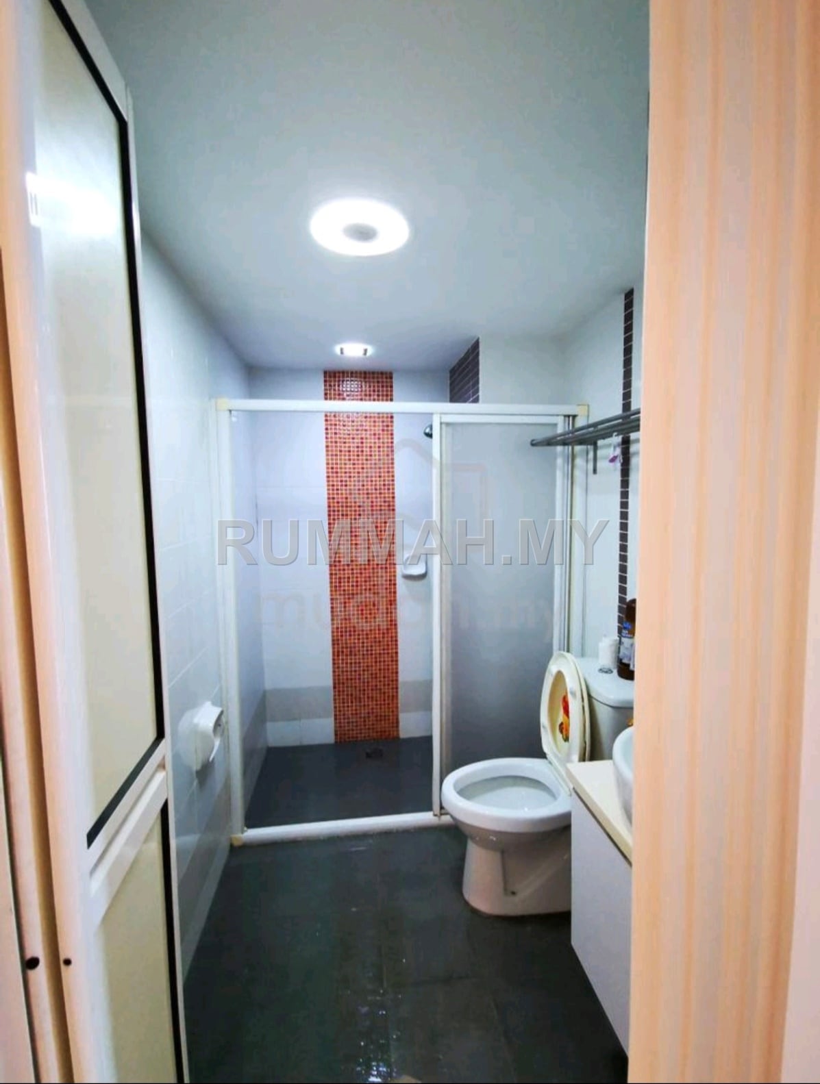 condo in Jelutong, Penang — photo 7