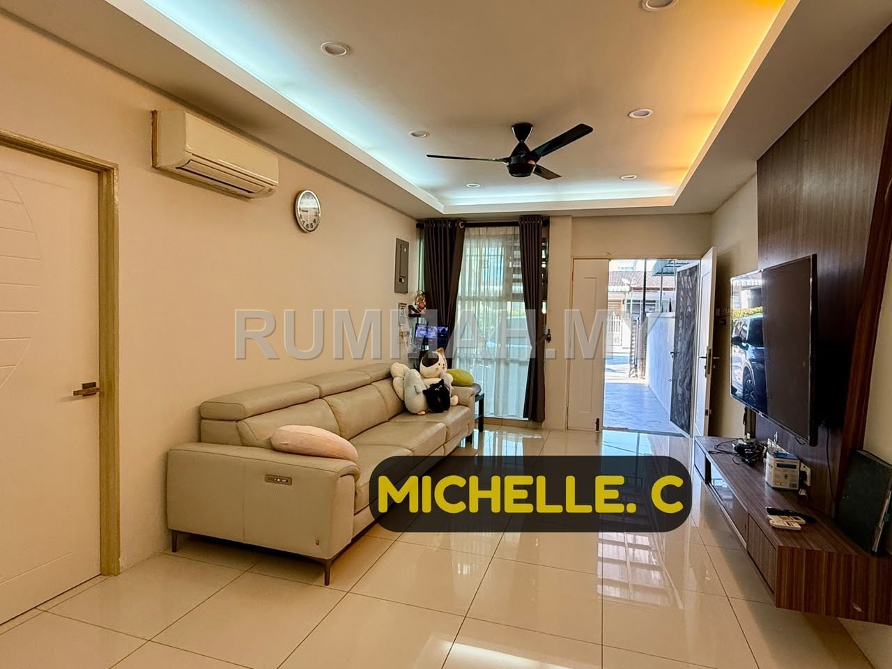 BELOW MARKET VALUE RENOVATED SINGLE STOREY SEMI DETACHED @ PAYA TERUBONG FOR SALE