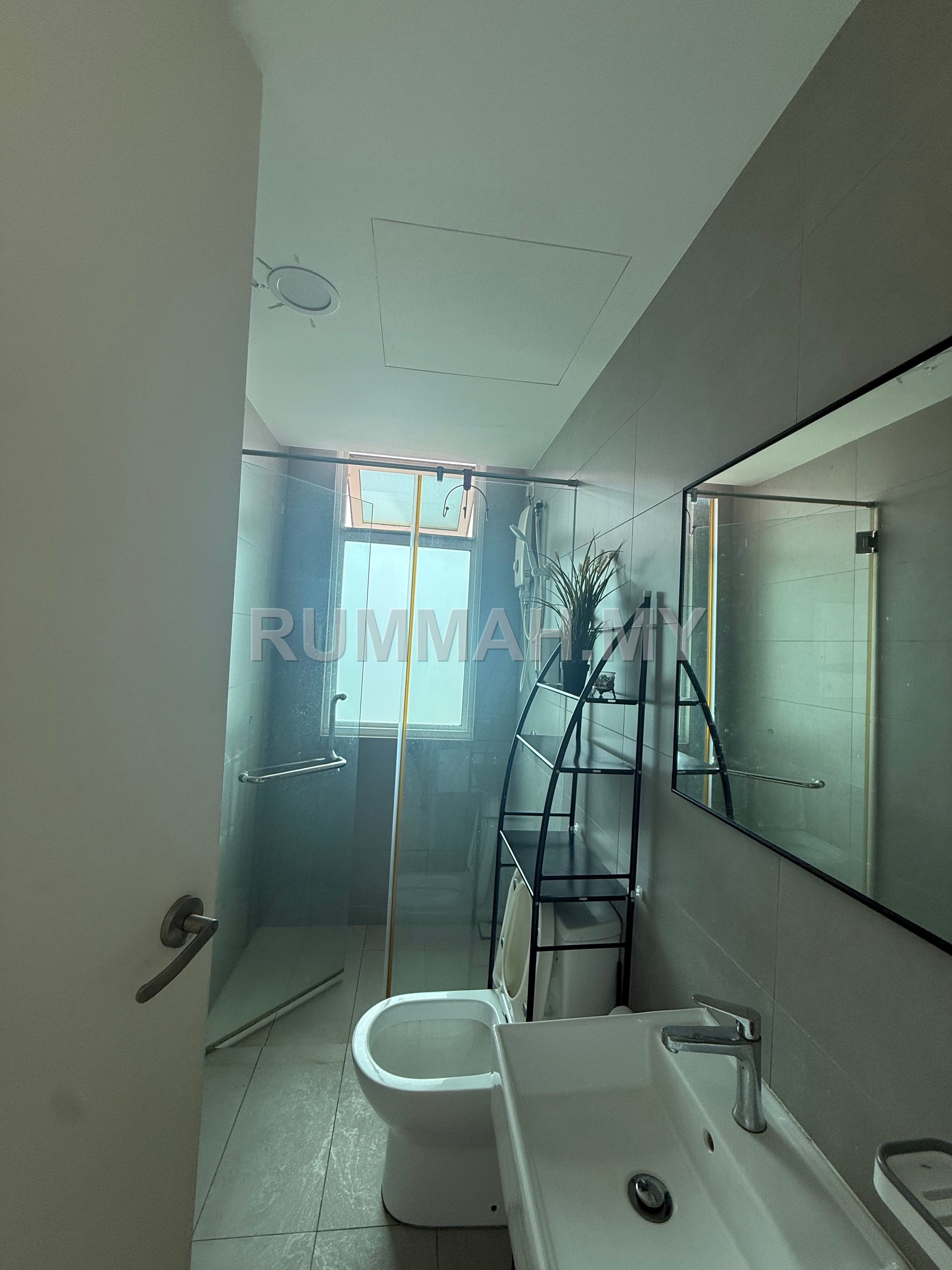 condo in Batu Ferringhi, Penang — photo 5