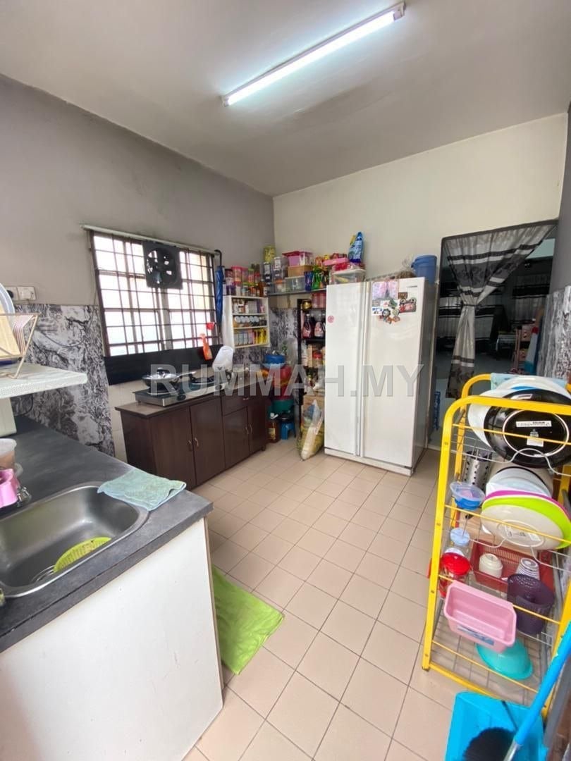 house in bangi, Selangor — photo 3