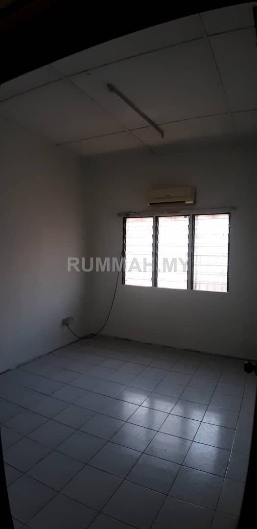 house in bangi, Selangor — photo 7