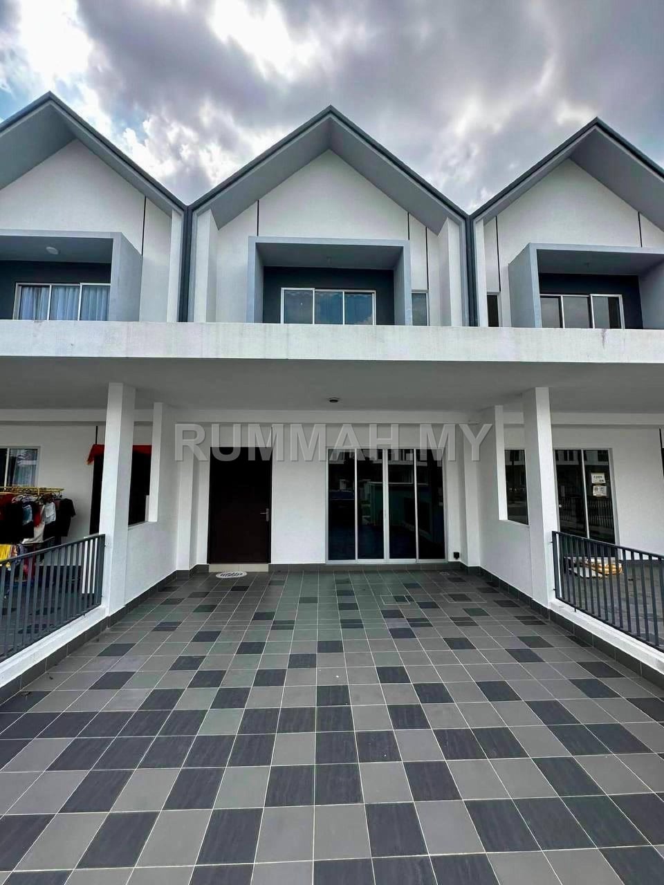 FULLY FURNISHED 2 STOREY TERRACE @ ECO FOREST SEMENYIH FOR RENT