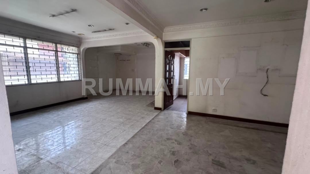house in George Town, Penang — photo 6