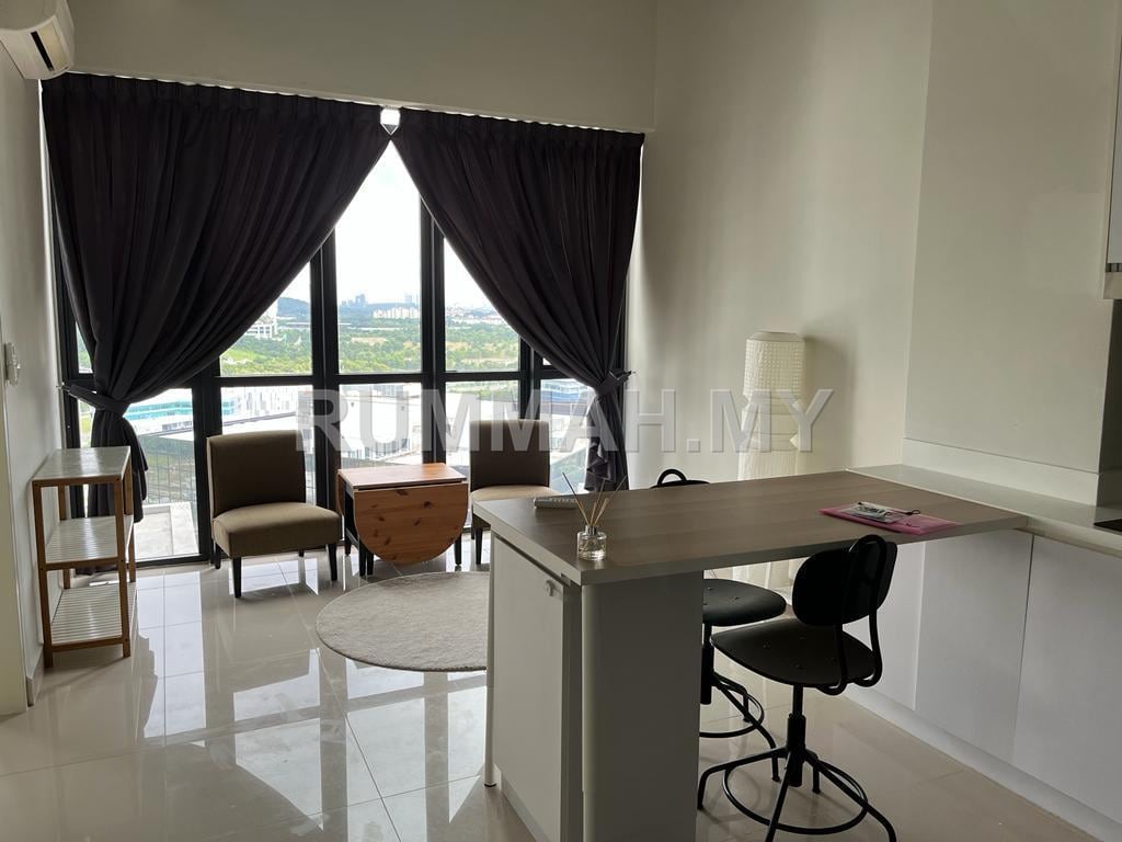 Fully Furnished 2-Bedroom Duplex Condo @ Third Avenue, Cyberjaya
