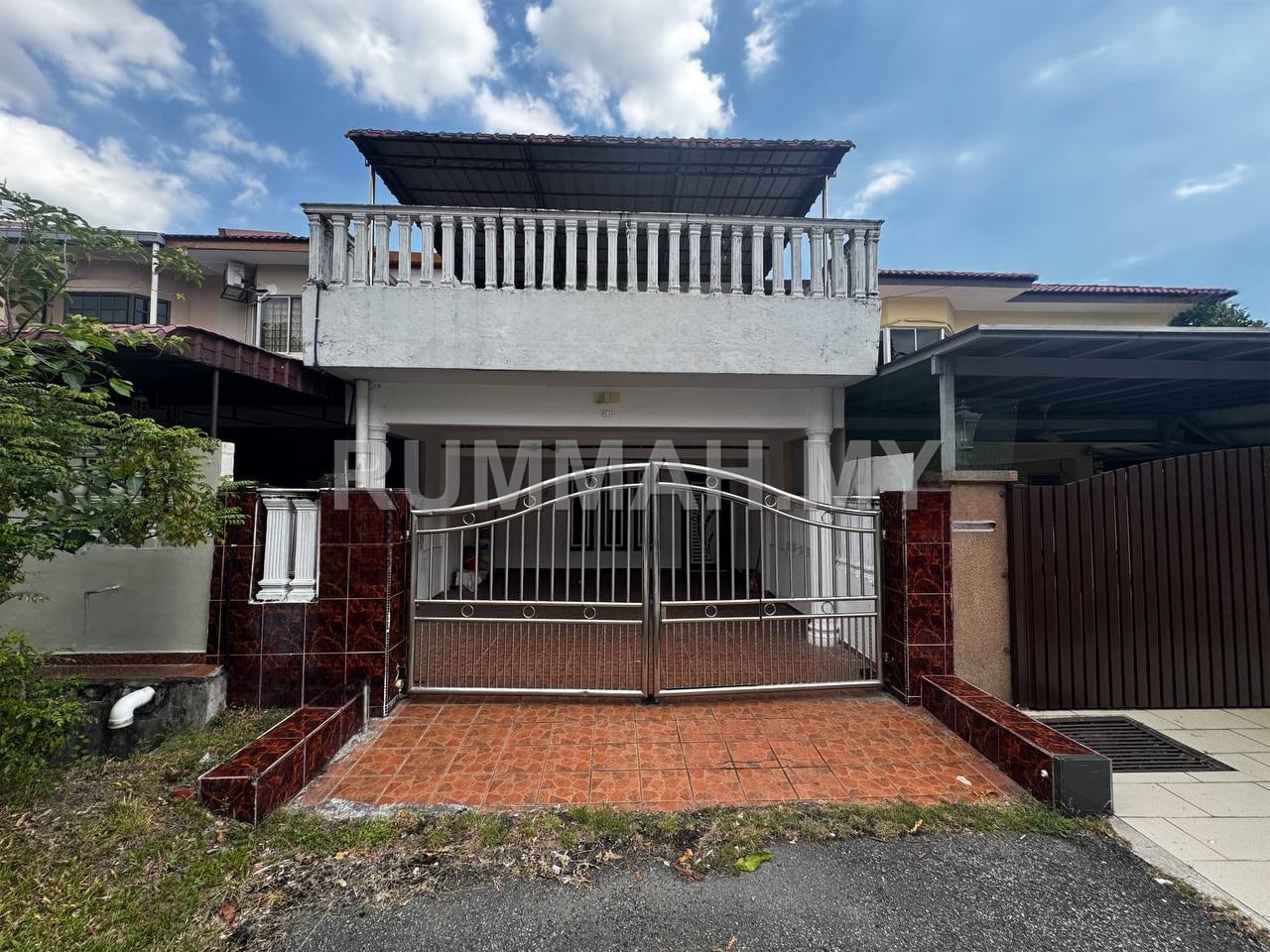 4-bedroom house in seri kembangan, Selangor for sale - DOUBLE STOREY TERRACE TAMAN KOTA PERDANA 2 SRI KEMBANGAN.