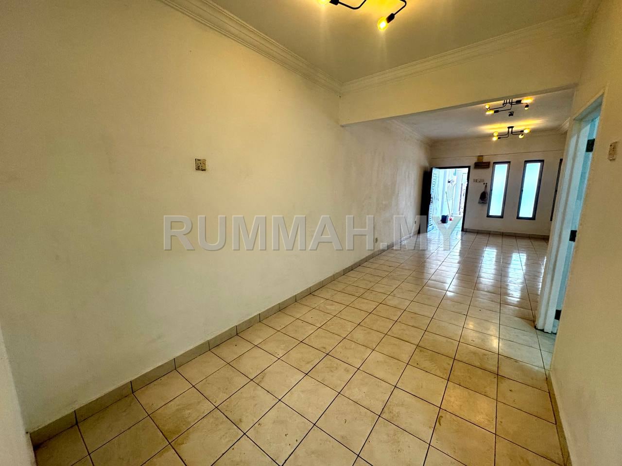 house in seri kembangan, Selangor — photo 3