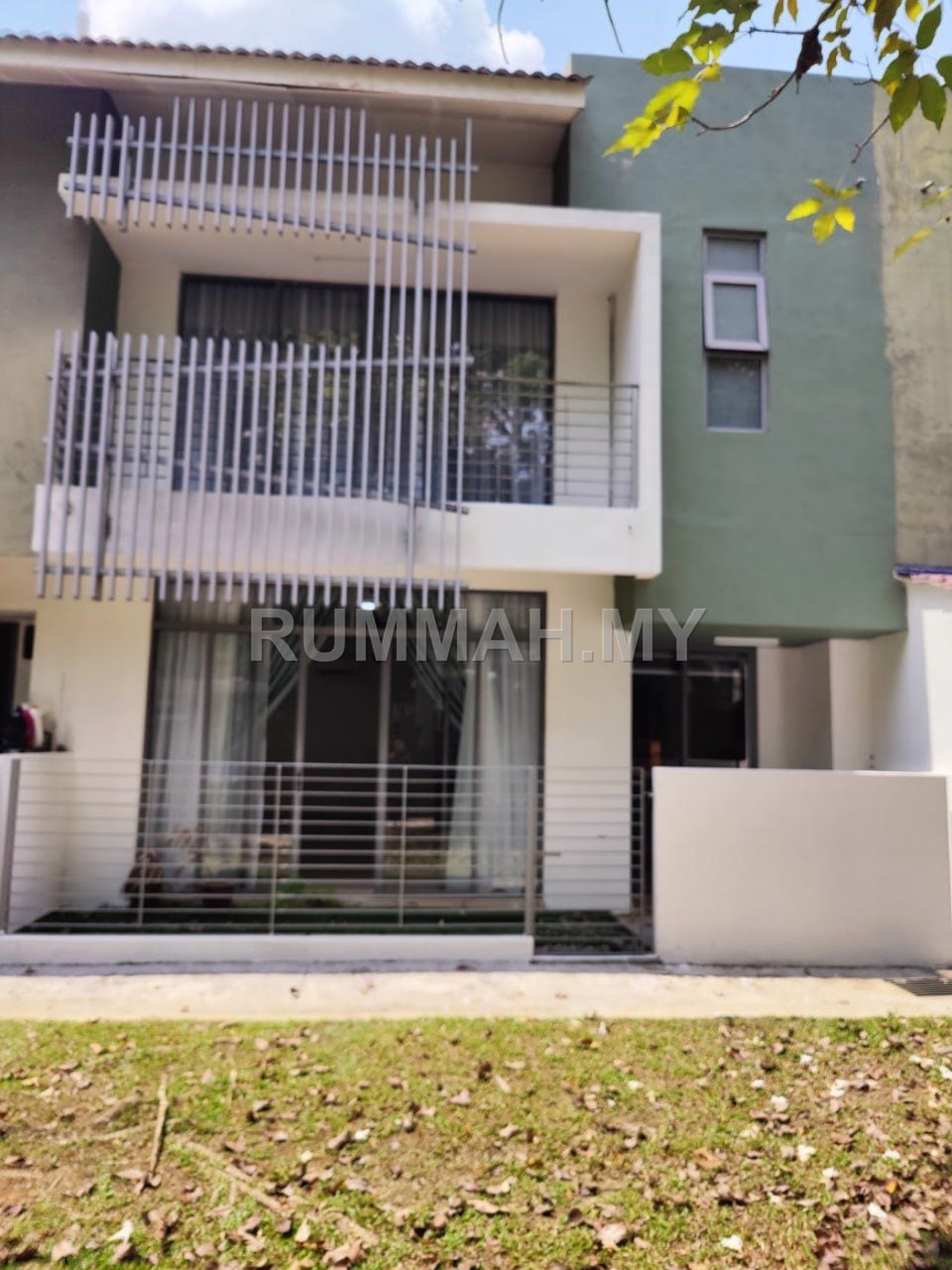 SUPERLINK Double storey Summerglades Cyberjaya Jalan Sri Tasik Barat