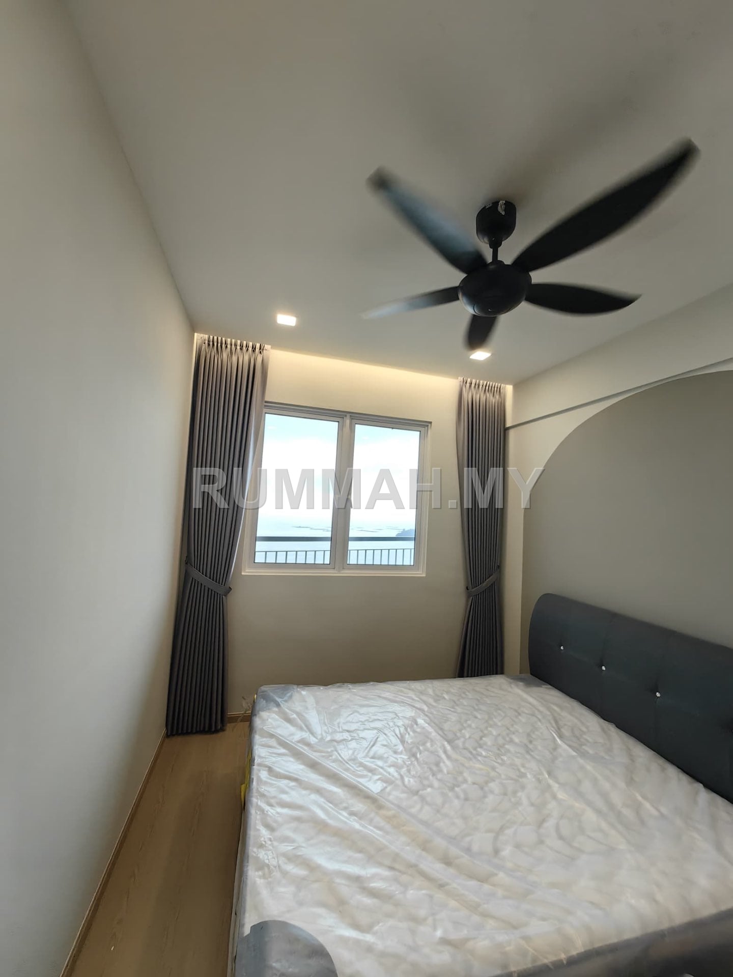condo in Gelugor, Penang — photo 4