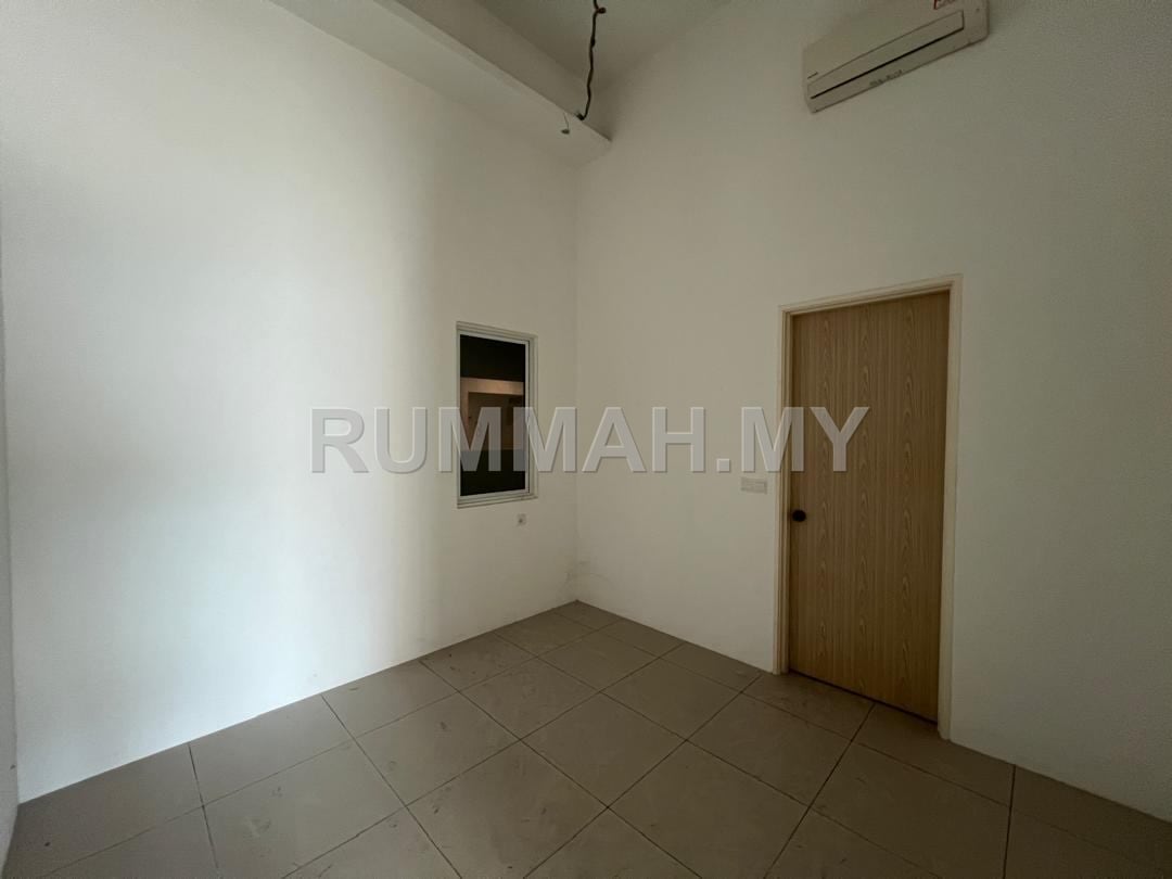 condo in Sungai Ara, Penang — photo 4