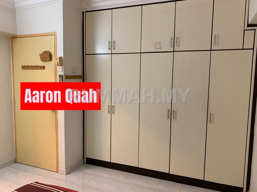 condo in Gelugor, Penang — photo 5