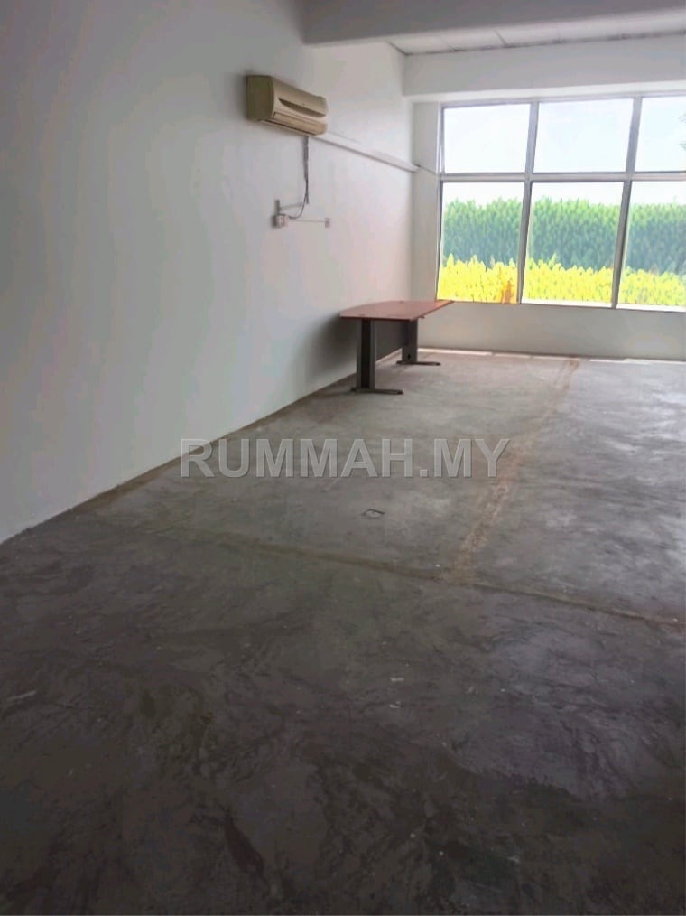 commercial in Klang, Selangor — photo 3