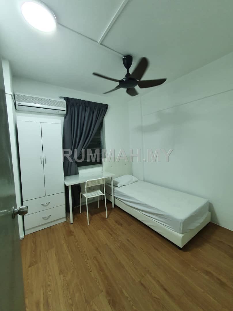 condo in Jelutong, Penang — photo 5