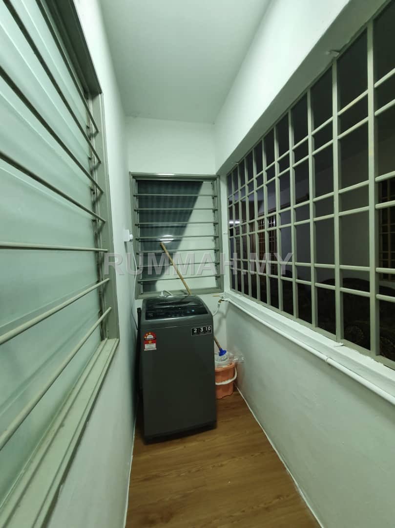 condo in Jelutong, Penang — photo 7