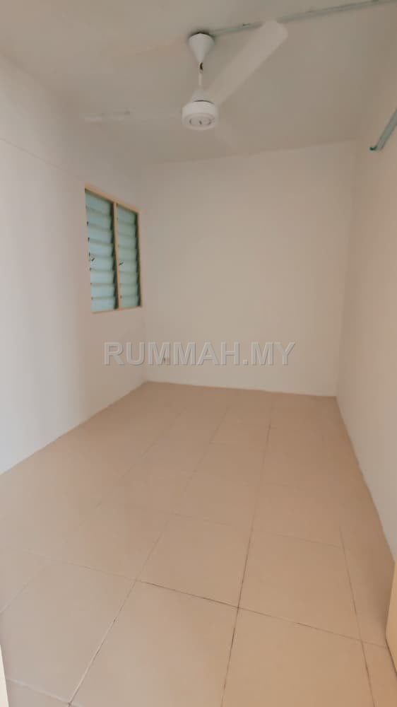 condo in Jelutong, Penang — photo 5