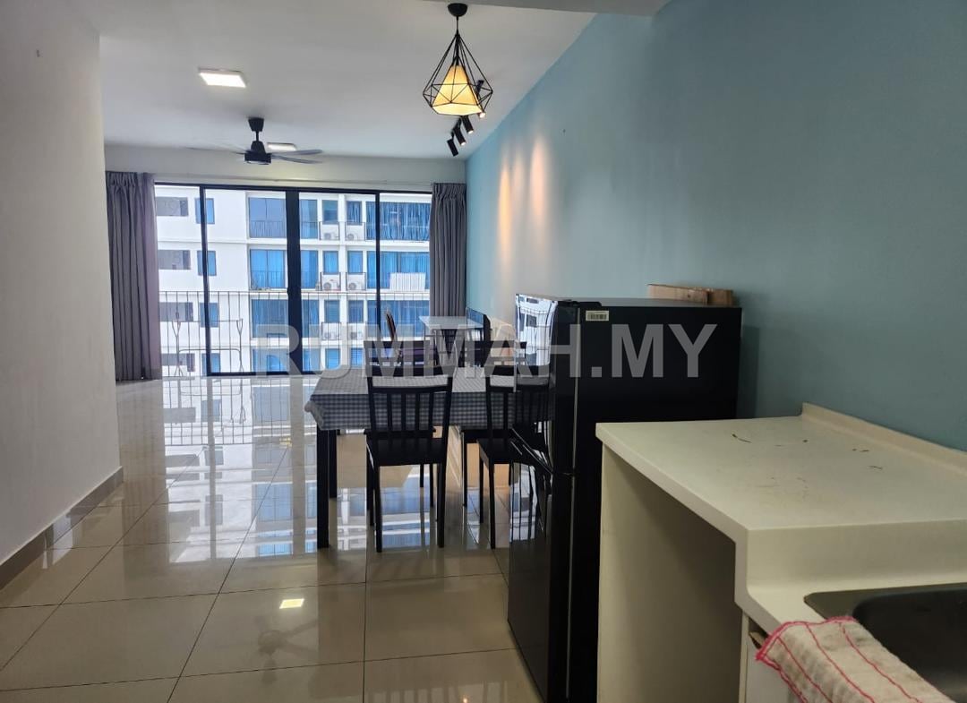 condo in Setia Alam, Selangor — photo 2