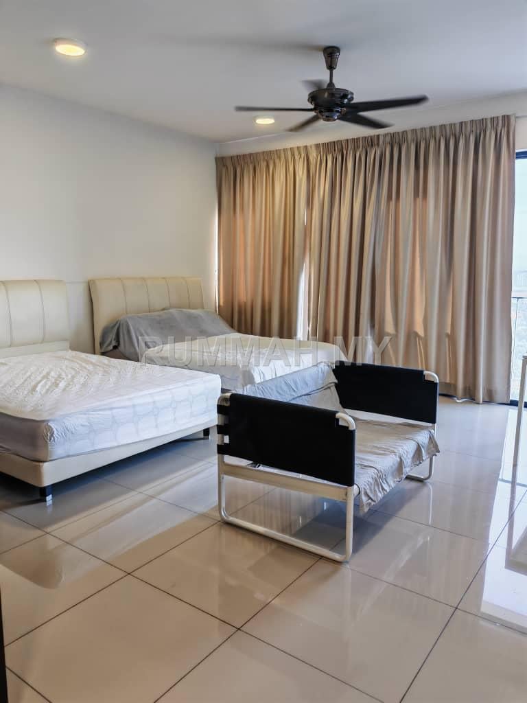 condo in Setia Alam, Selangor — photo 2