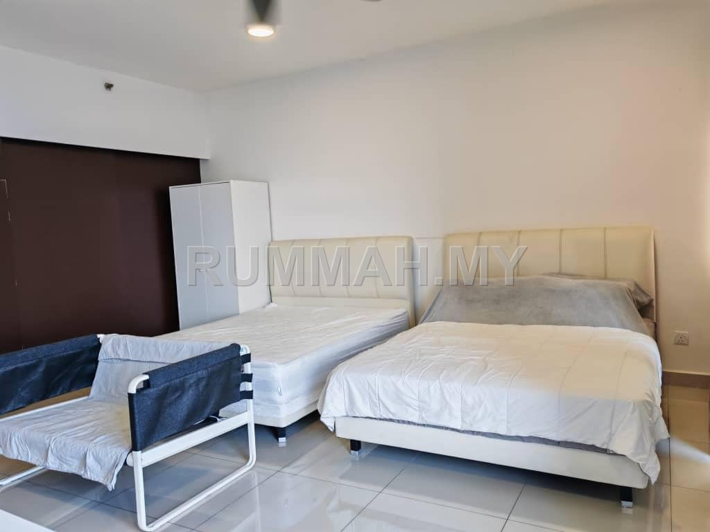 condo in Setia Alam, Selangor — photo 3